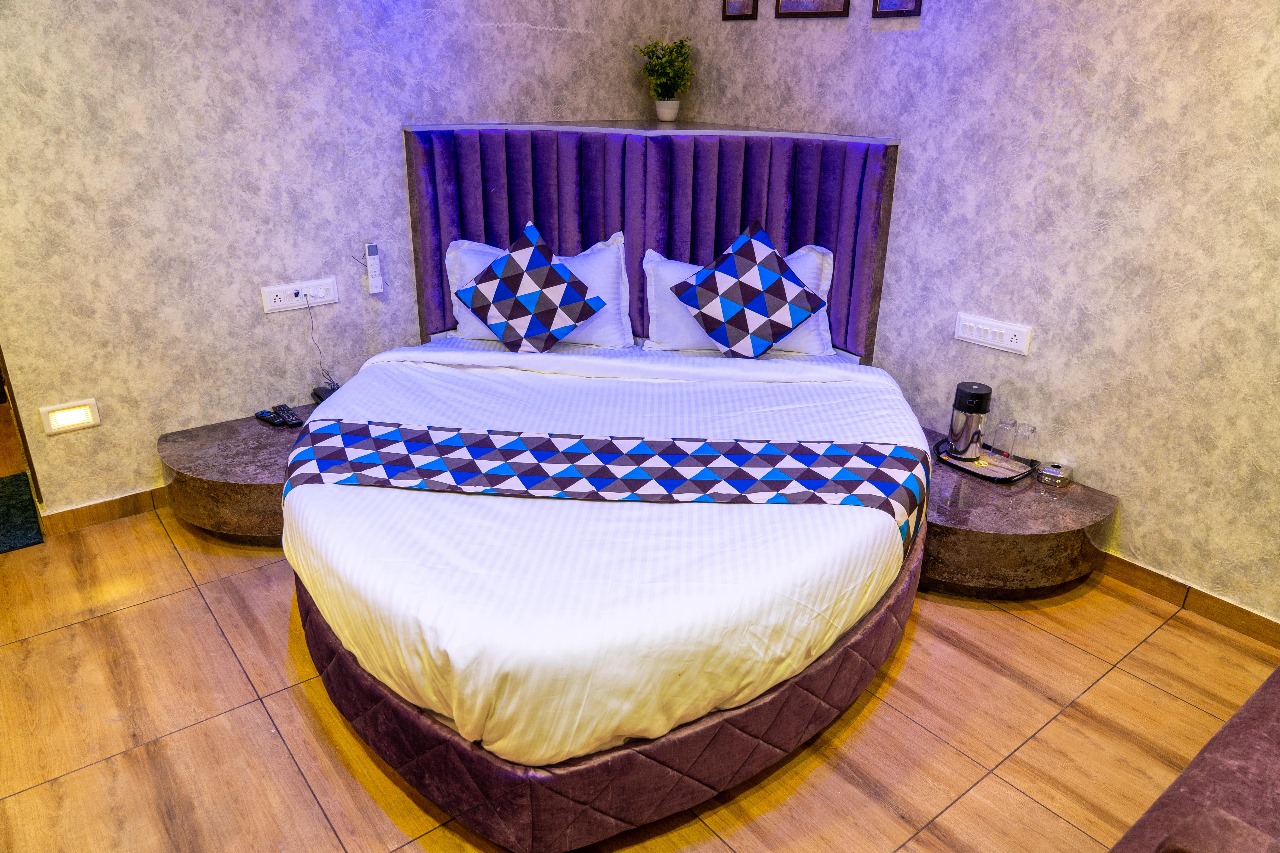 Round bed designer room
